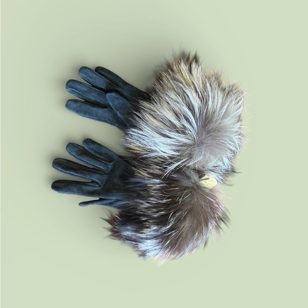 Black Leather Gloves with Fur Trim